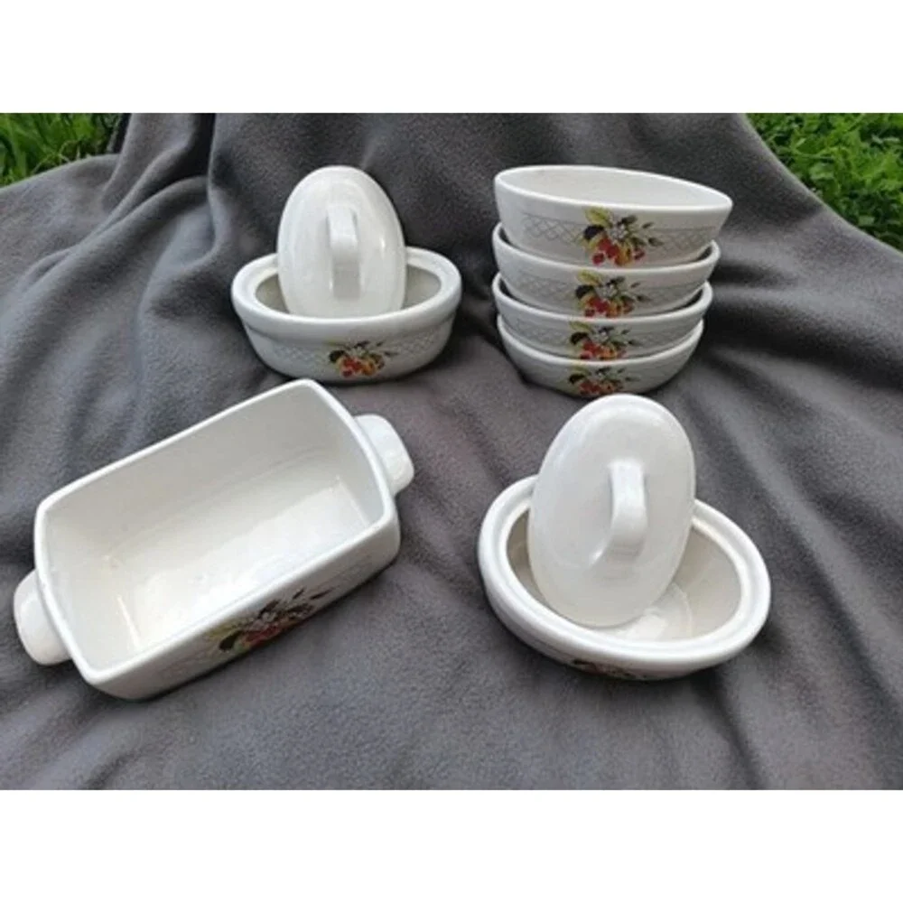 7pc Stoneware Bake & Serve Set Wild Strawberry Pattern Taiwan Cottage Grandma